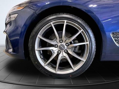 Used 2023 Genesis G70 2.0T AWD/4WD image 9