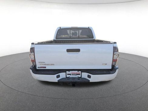 Used 2012 Toyota Tacoma 4x4 Double Cab w/ TRD Sport Pkg image 4