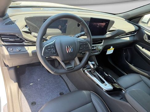 New 2026 Buick Envista Avenir FWD image 11