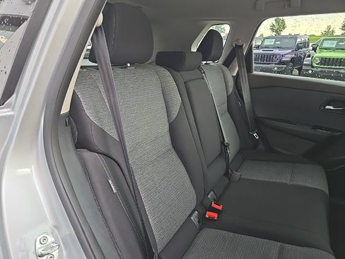 Used 2023 Nissan Rogue SV AWD/4WD image 75