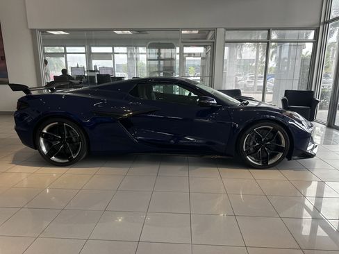 New 2025 Chevrolet Corvette Z06 w/ Z07 Performance Package image 3