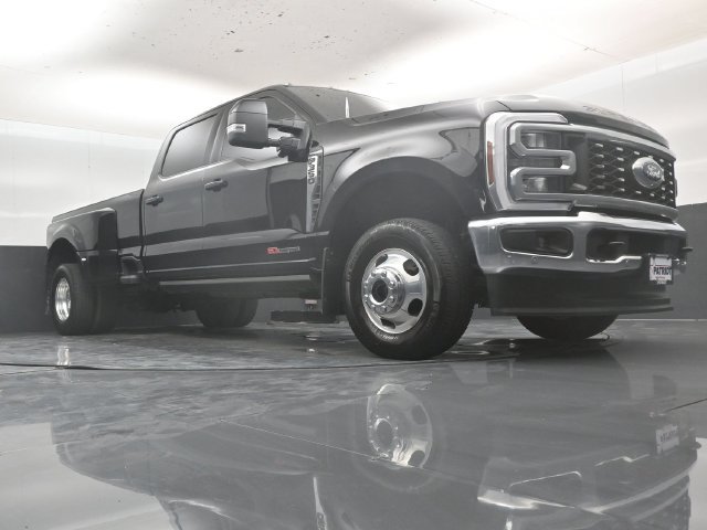 Used 2025 Ford F350 Lariat w/ Lariat Ultimate Package AWD/4WD image 54