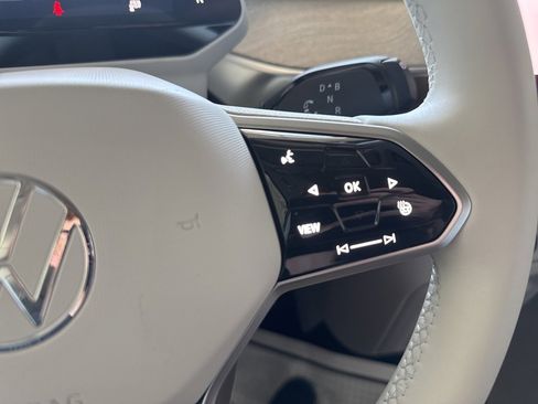 New 2025 Volkswagen ID. Buzz 1st Edition image 19