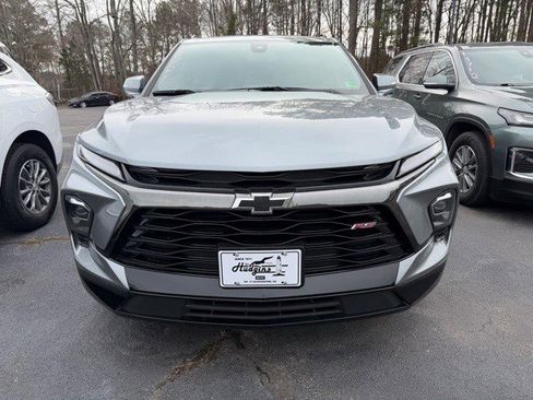 Certified 2025 Chevrolet Blazer RS image 2