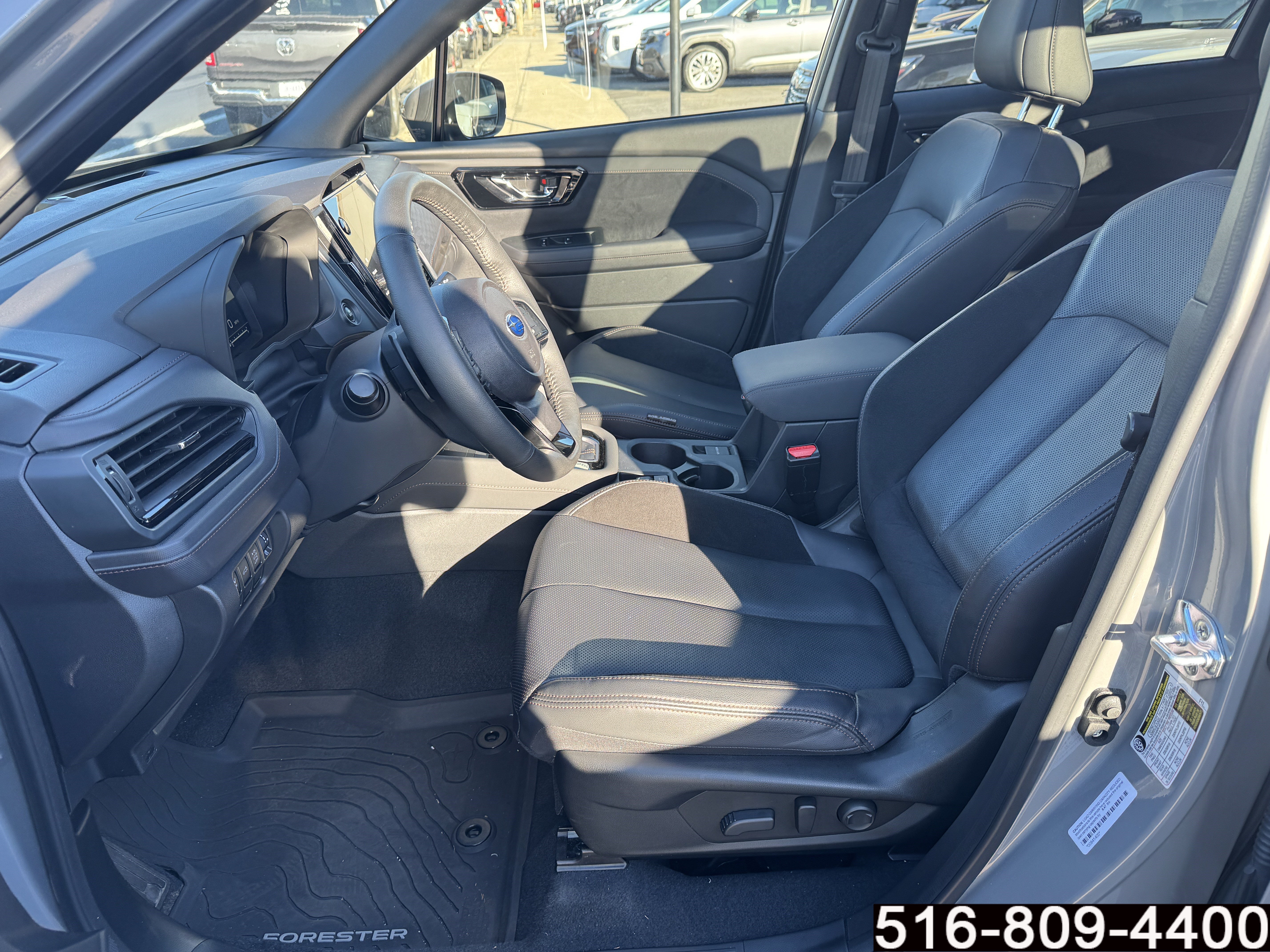 Used 2025 Subaru Forester Touring AWD/4WD image 25