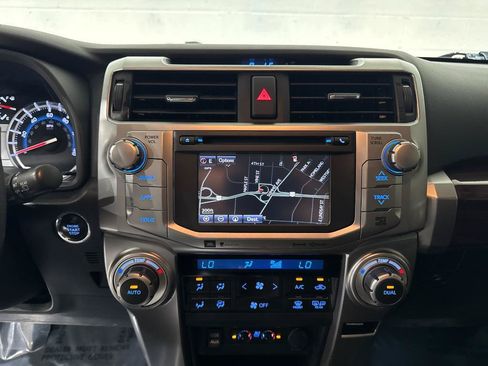 Used 2016 Toyota 4Runner Limited AWD/4WD image 44