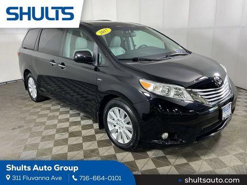 Used 2017 Toyota Sienna XLE AWD/4WD image 1