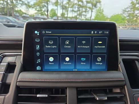Used 2022 Chevrolet Tahoe RST w/ Luxury Package AWD/4WD image 19