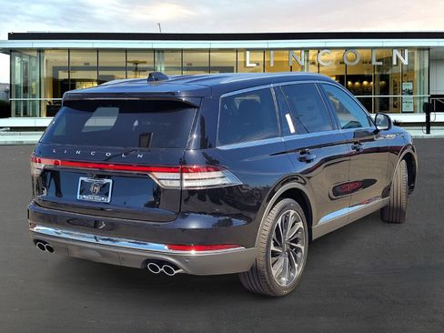 New 2025 Lincoln Aviator Reserve image 4