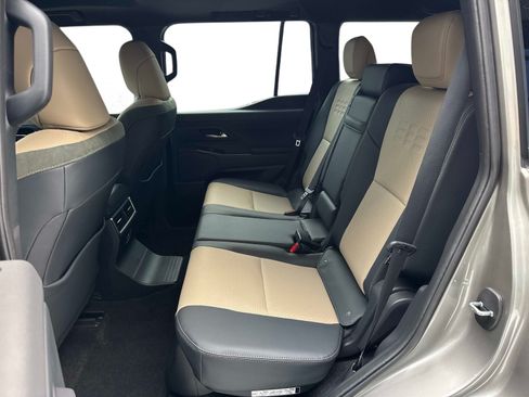 Certified 2024 Lexus GX 550 AWD/4WD image 14