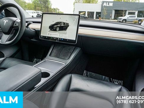 Used 2024 Tesla Model Y Long Range image 24