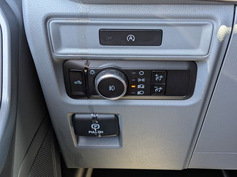 Used 2025 Ford F150 XLT w/ Equipment Group 301A Standard AWD/4WD image 23