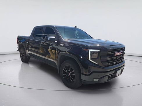 Used 2026 GMC Sierra 1500 Elevation w/ Preferred Package AWD/4WD image 4
