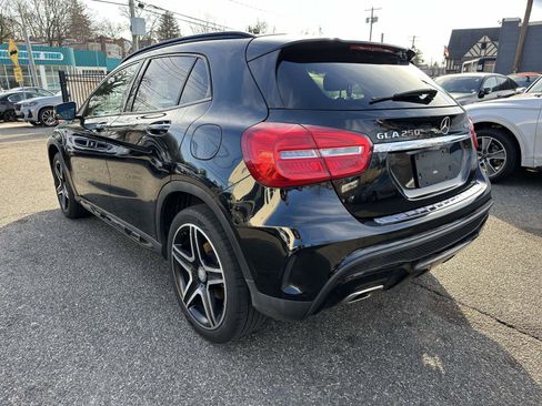 Used 2017 Mercedes-Benz GLA 250 4MATIC image 5