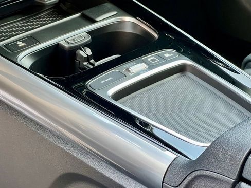 Certified 2026 Mercedes-Benz GLA 250 4MATIC image 38