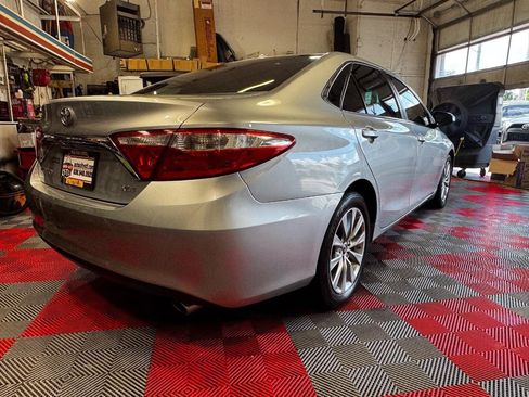 Used 2015 Toyota Camry XLE FWD image 7