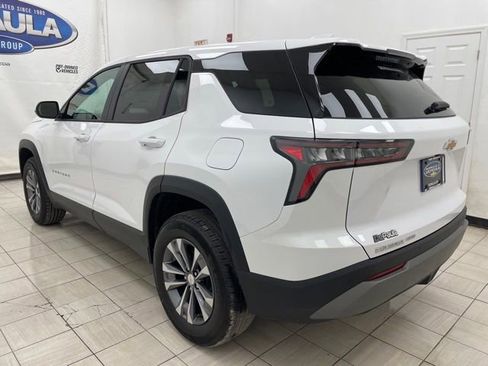 New 2026 Chevrolet Equinox LT AWD/4WD image 18