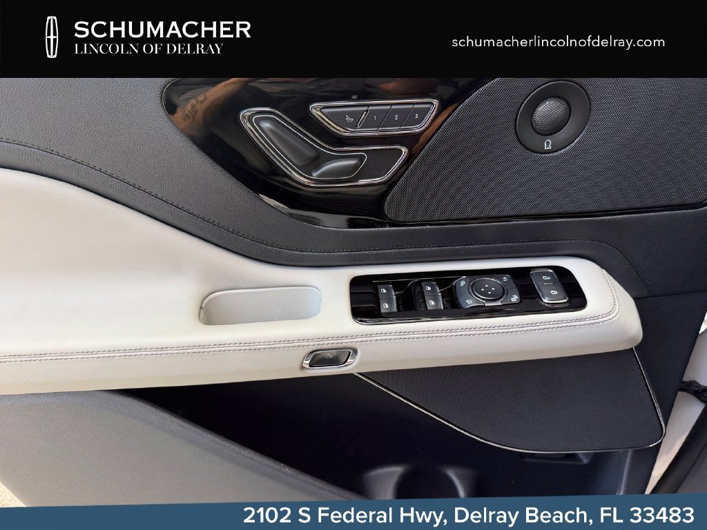 New 2026 Lincoln Aviator Reserve w/ Illumination Package RWD image 28