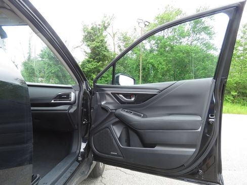 Used 2023 Subaru Outback Limited XT AWD/4WD image 12