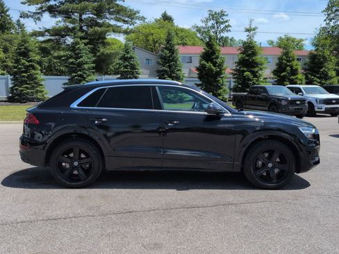 Used 2019 Audi Q8 Premium w/ Convenience Package AWD/4WD image 9