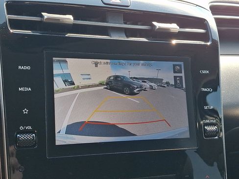 Certified 2024 Hyundai Tucson SEL AWD/4WD image 17