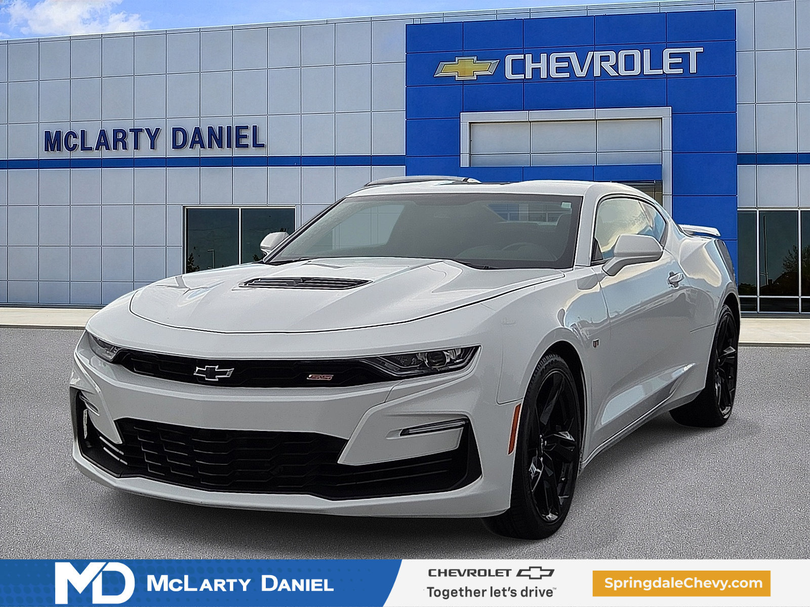 Certified 2022 Chevrolet Camaro SS RWD image 2