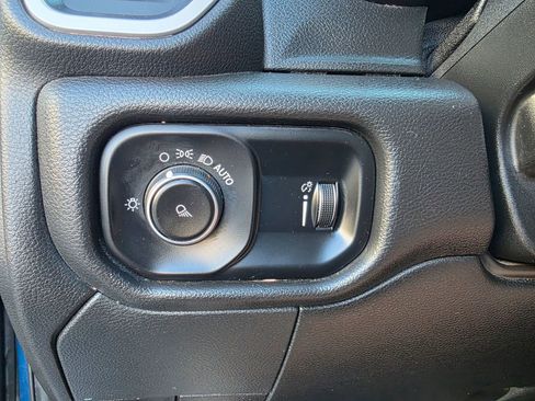 Used 2022 RAM 2500 Big Horn image 12