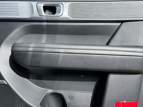 Used 2024 Hyundai Santa Fe Limited image 22