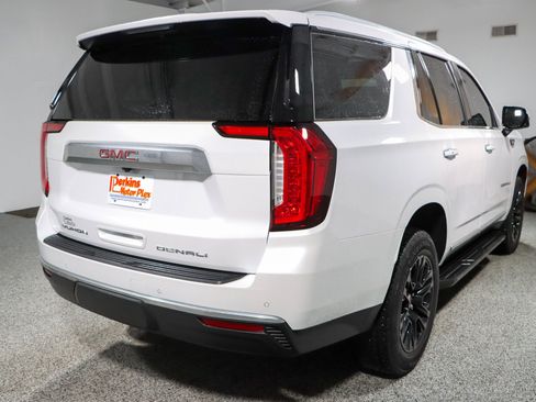 Used 2023 GMC Yukon Denali AWD/4WD image 7
