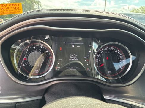 Used 2022 Dodge Challenger R/T Scat Pack w/ Plus Package RWD image 17
