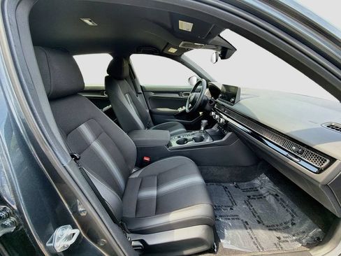 Certified 2025 Honda Civic Sport image 30
