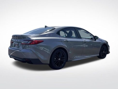 Used 2026 Toyota Camry SE FWD image 8
