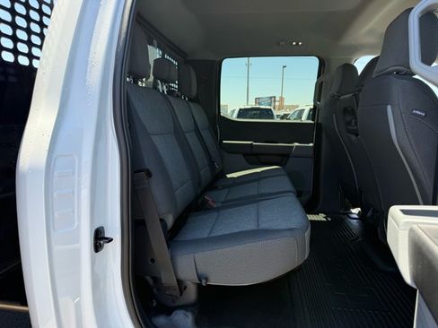 New 2026 Ford F550 4x4 Crew Cab image 16
