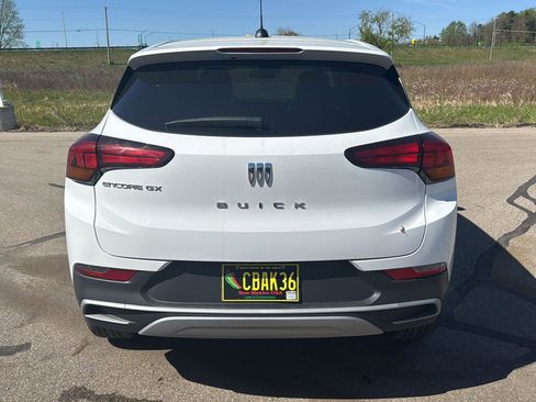 Used 2025 Buick Encore GX Preferred FWD image 4