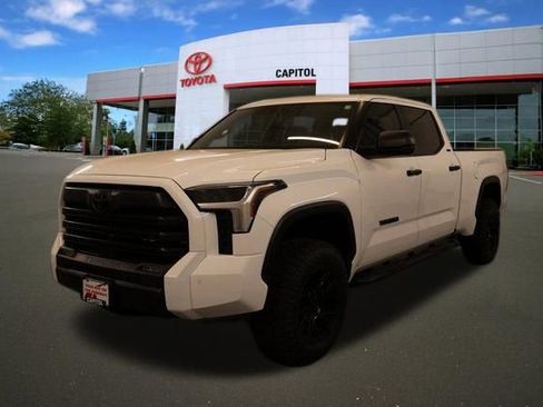 Used 2025 Toyota Tundra SR5 AWD/4WD image 5