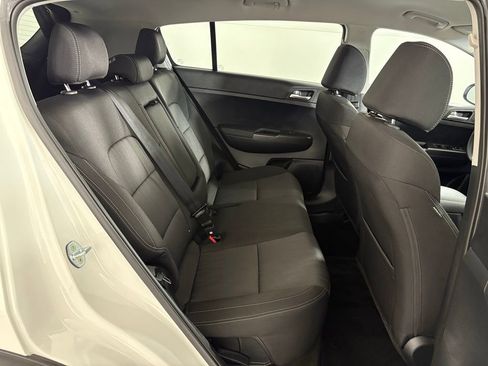 Used 2022 Kia Sportage LX image 38