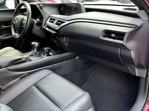 Used 2020 Lexus UX 200 w/ Premium Package FWD image 19