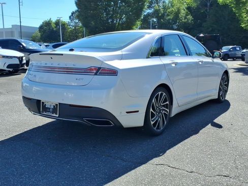 Used 2020 Lincoln MKZ Reserve w/ Luxury Package FWD image 2