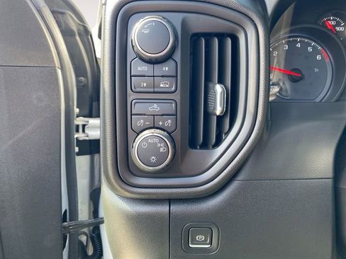 Used 2020 Chevrolet Silverado 1500 Custom w/ Custom 2.7L Value Package image 18