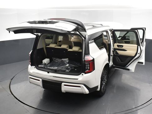 New 2026 Nissan Armada Platinum image 34