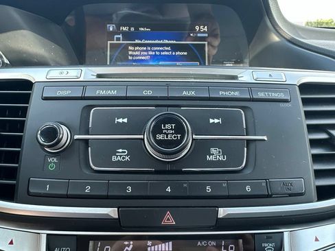 Used 2015 Honda Accord LX image 24