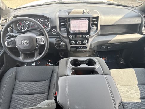 New 2026 RAM 1500 Express AWD/4WD image 15