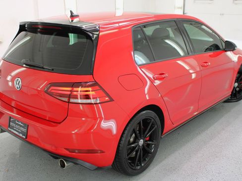 Used 2021 Volkswagen GTI SE FWD image 29