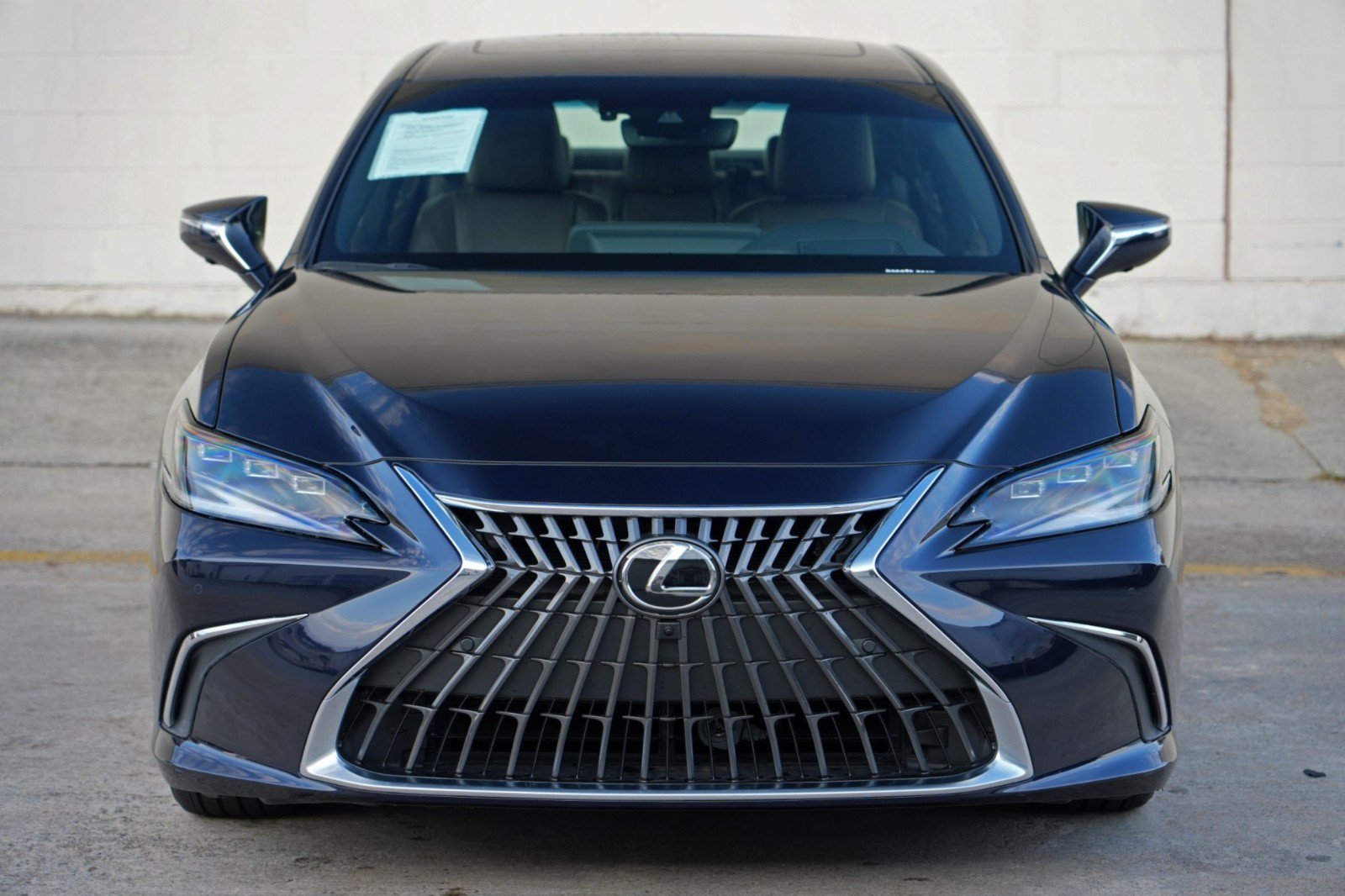 Used 2024 Lexus ES 300h Ultra Luxury w/ Accessory Package (Z2) FWD image 52