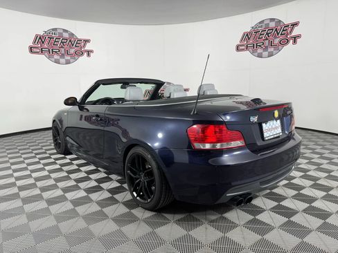 Used 2009 BMW 135i Convertible image 9