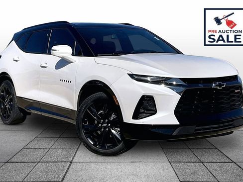 Used 2022 Chevrolet Blazer RS w/ Enhanced Convenience Package AWD/4WD image 2