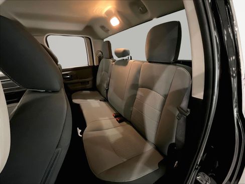 Used 2024 RAM 1500 Classic SLT AWD/4WD image 21