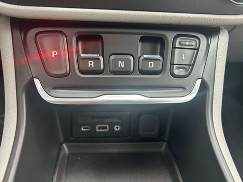 Used 2019 GMC Terrain SLT w/ Preferred Package image 31