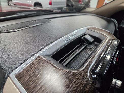 Used 2019 RAM 3500 Laramie AWD/4WD image 61