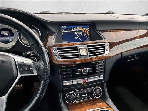 Used 2014 Mercedes-Benz CLS 550 image 8